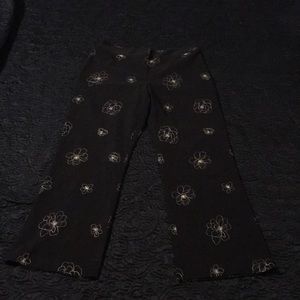 These relaxed black dress pants, work with any professional wardrobe.